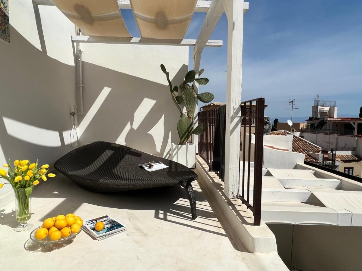 Terme Luxury Suite Таормина Экстерьер фото